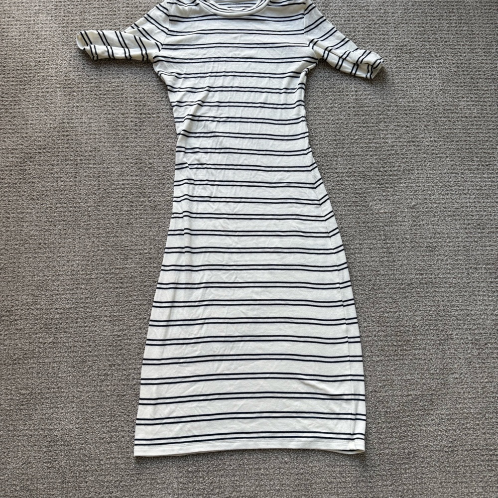 Good Condition Summersalt Ribbed Crew Neck Dress
